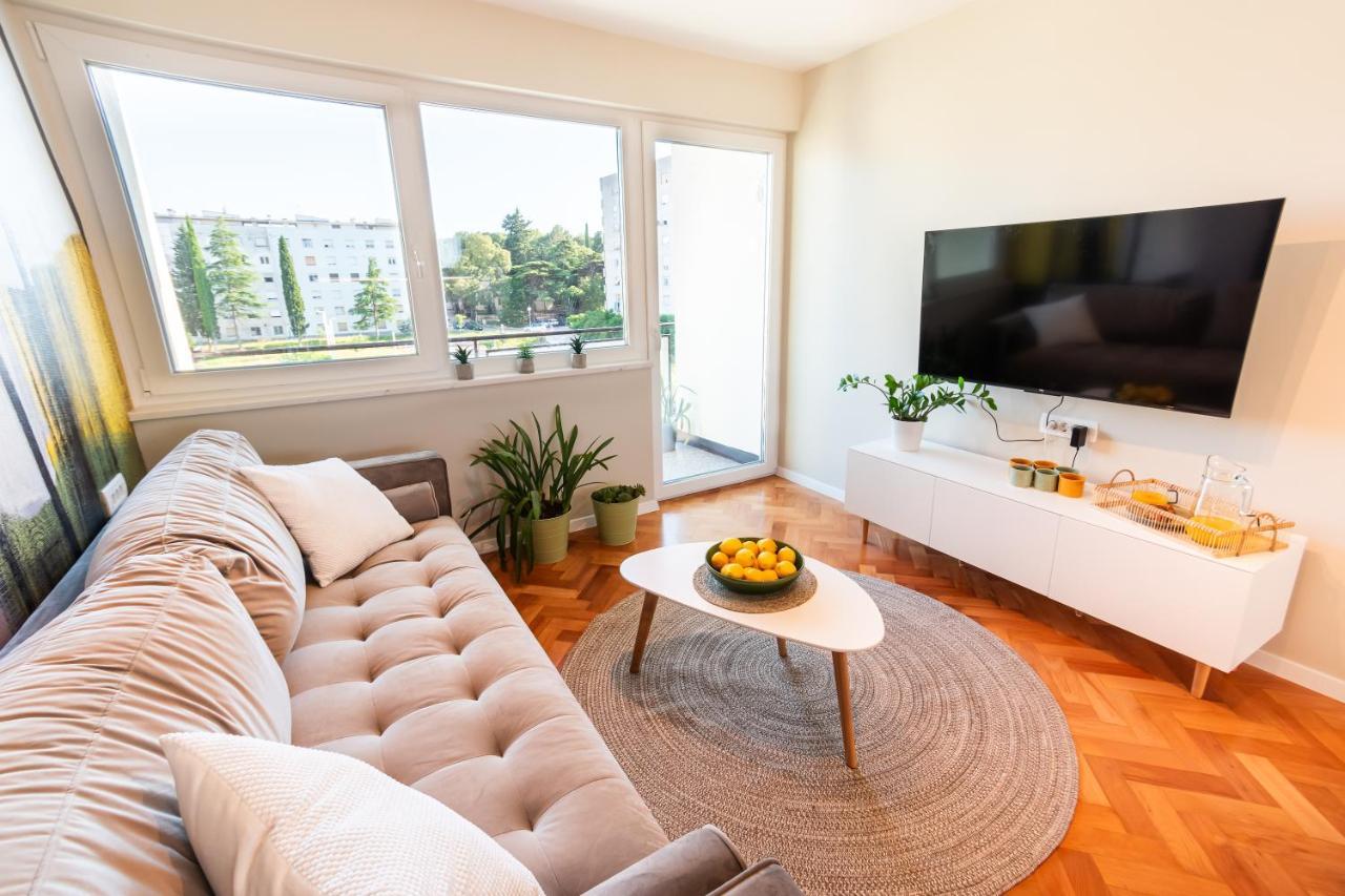 Apartment Veruda Pula Bagian luar foto